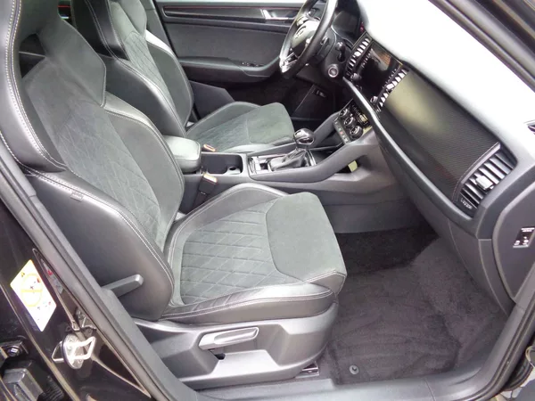Škoda Kodiaq TSI110 VIRTUAL 20ALU SPORTLINE - foto 9