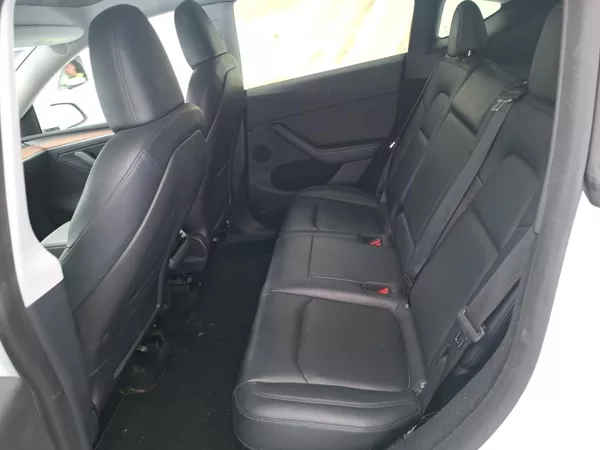 Tesla Model Y AWD Long Range PŘIPRAVUJEME - foto 7
