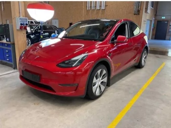 Tesla Model Y AWD LR tažné PŘIPRAVUJEME - foto 2