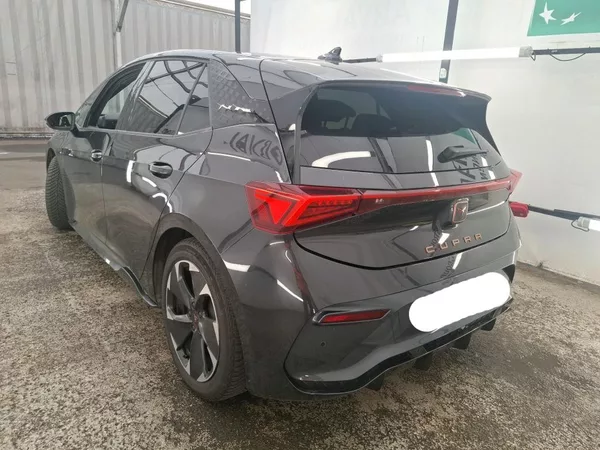 Cupra Born XL-BAT SOH-94,2% PŘIPRAVUJEME - foto 3