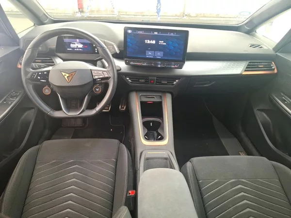 Cupra Born XL-BAT SOH-94,2% PŘIPRAVUJEME - foto 8