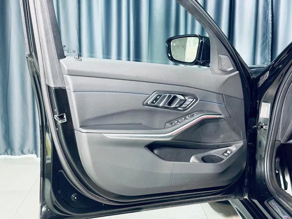 BMW Řada 3 330d*xDRIVE*M-PAKET*ZÁR*TAŽNÉ - foto 13