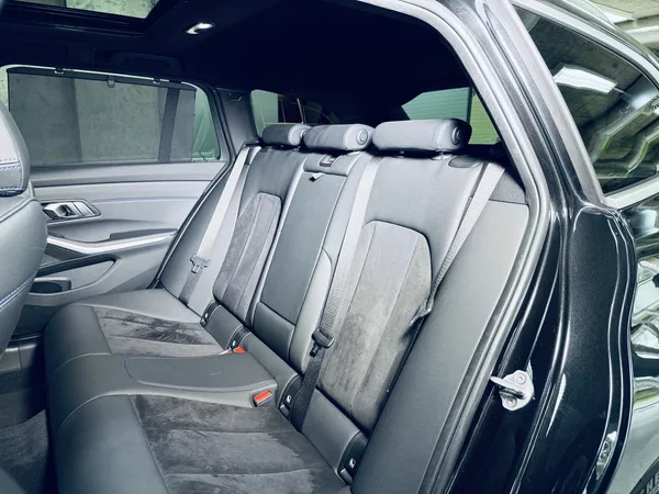 BMW Řada 3 330d*xDRIVE*M-PAKET*ZÁR*TAŽNÉ - foto 34