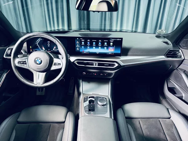 BMW Řada 3 330d*xDRIVE*M-PAKET*ZÁR*TAŽNÉ - foto 36