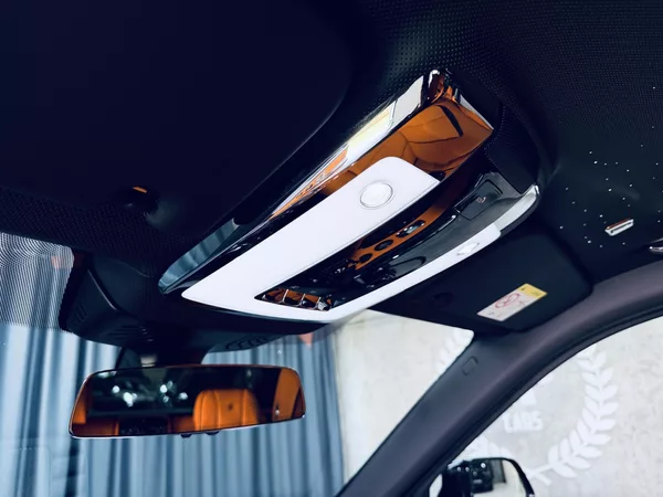 Rolls-Royce Cullinan Black B SHOOTING STARS BESPOKE - foto 26