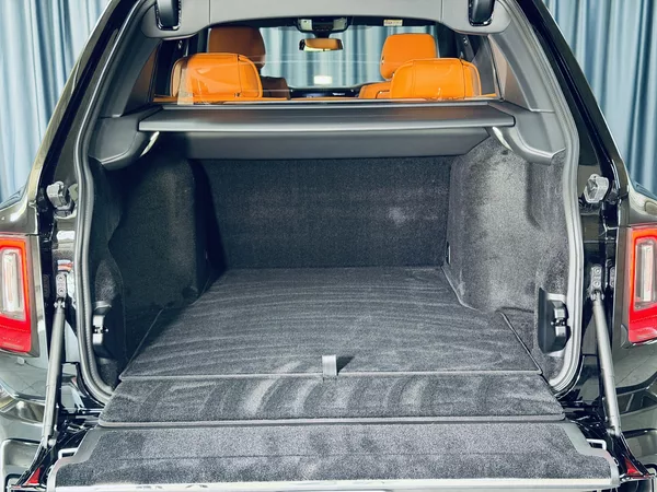 Rolls-Royce Cullinan Black B SHOOTING STARS BESPOKE - foto 44