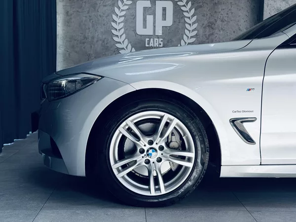 BMW Řada 3 335d*X-drive*M-packet*CZ* - foto 9