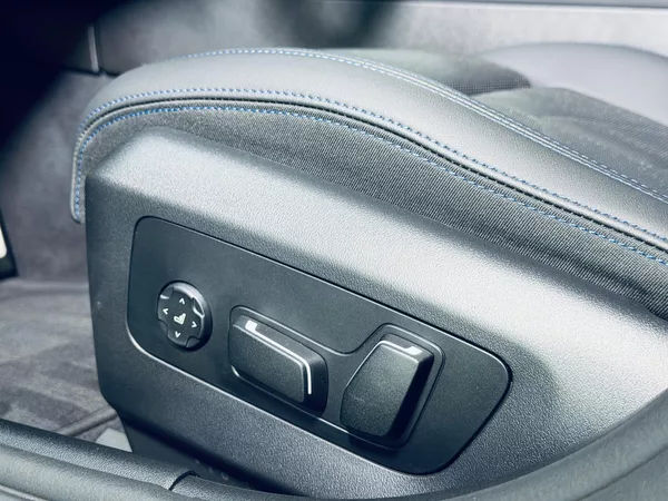 BMW Řada 5 520i*ZÁRUKA*TAŽNÉ*HARM&KARDON - foto 19
