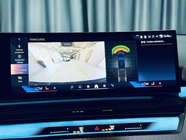 BMW Řada 5 520i*ZÁRUKA*TAŽNÉ*HARM&KARDON - foto 29