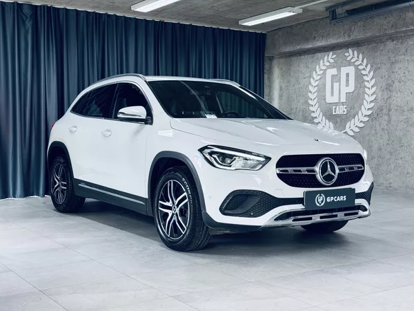 Mercedes-Benz GLA 180d*CZ*DPH*LED*