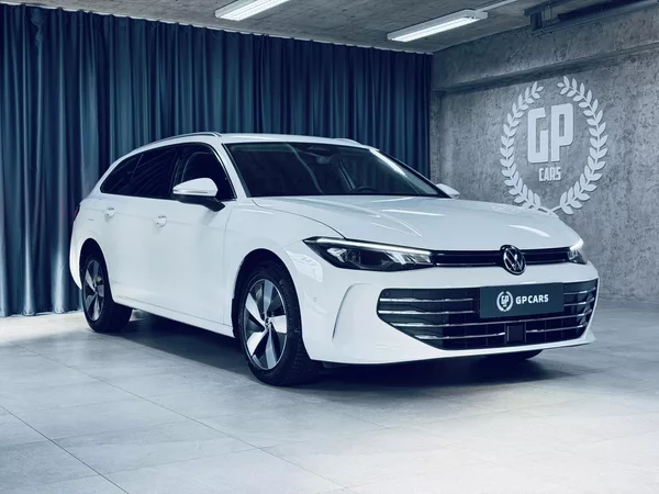 Volkswagen Passat 2.0 TDI*TAŽNÉ*MASÁŽE*360 KAM*
