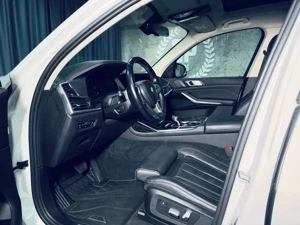BMW X7 xDrive40d*SOFT*KEYLESS*PANO - foto 14
