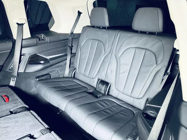 BMW X7 xDrive40d*SOFT*KEYLESS*PANO - foto 39