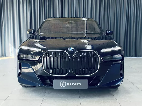 BMW Řada 7 750e*ZÁRUKA*TV*MAX.VÝBAVA - foto 2