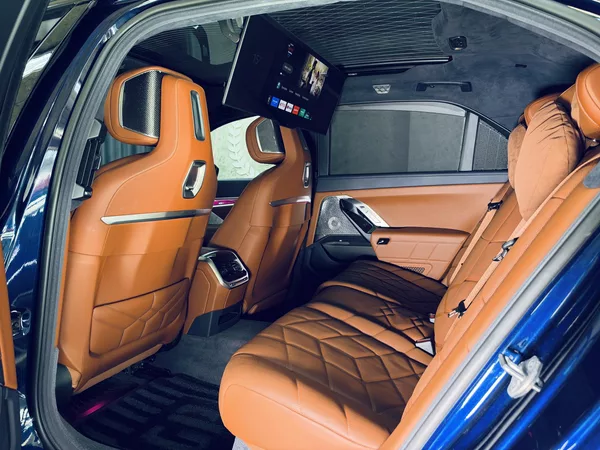 BMW Řada 7 750e*ZÁRUKA*TV*MAX.VÝBAVA - foto 40