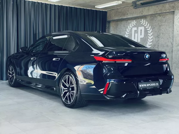 BMW Řada 7 750e*ZÁRUKA*TV*MAX.VÝBAVA - foto 6