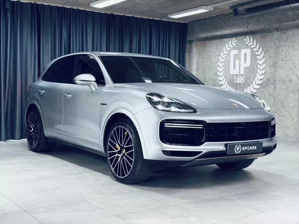 Porsche Cayenne TURBO.S ZÁRUKA.27 VZDUCH MASÁŽ