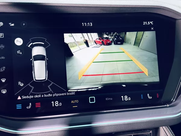 Volkswagen Touareg 3.0TDI*R-LINE*HUD*TAŽ*VZDUCH* - foto 28