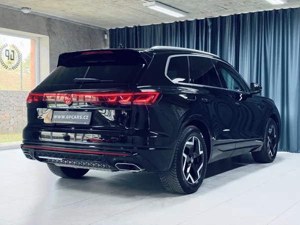 Volkswagen Touareg 3.0TDI*R-LINE*HUD*TAŽ*VZDUCH* - foto 7