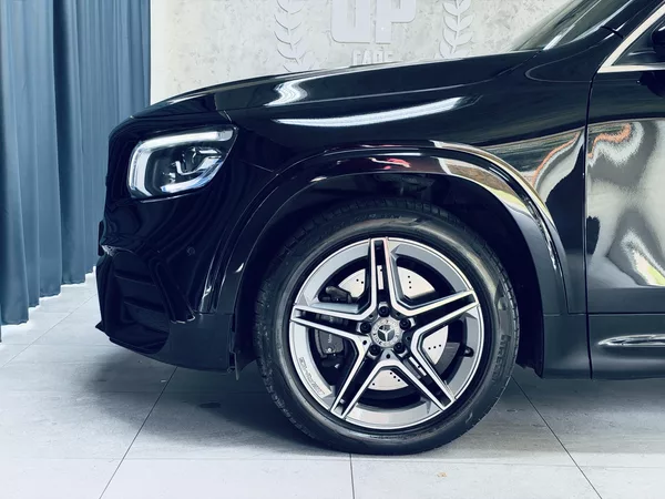 Mercedes-Benz GLB 220d 4M AMG PANO HUD TAŽNÉ - foto 10