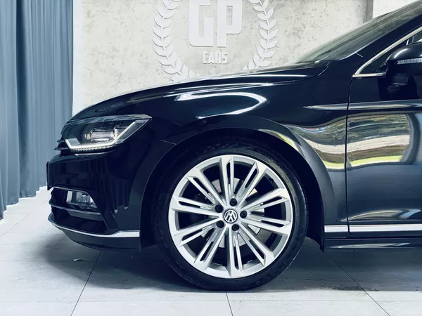 Volkswagen Passat 2.0TDI*R-LINE*CZ*LED*1.MAJ* - foto 12
