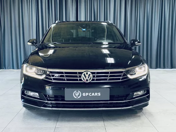 Volkswagen Passat 2.0TDI*R-LINE*CZ*LED*1.MAJ* - foto 2