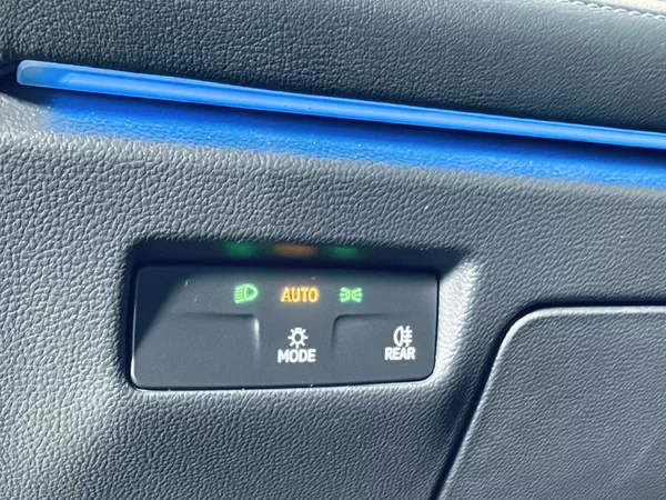 Volkswagen Passat 1.5Tsi*TAŽ*MASAŽE*360°KAMERY* - foto 17