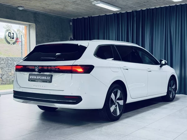 Volkswagen Passat 1.5Tsi*TAŽ*MASAŽE*360°KAMERY* - foto 7
