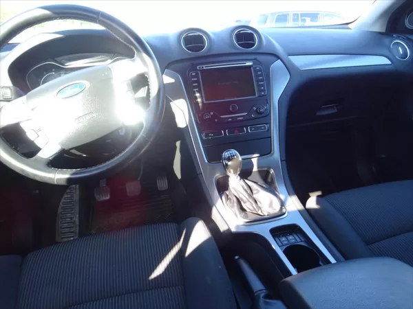 Ford Mondeo 2,0 TDI 103 kW - foto 12