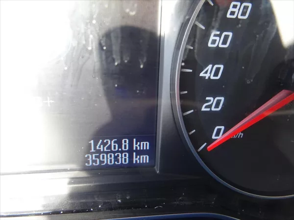 Ford Mondeo 2,0 TDI 103 kW - foto 16