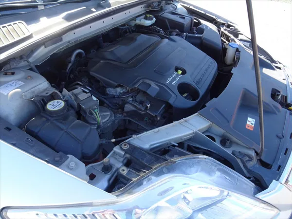 Ford Mondeo 2,0 TDI 103 kW - foto 27