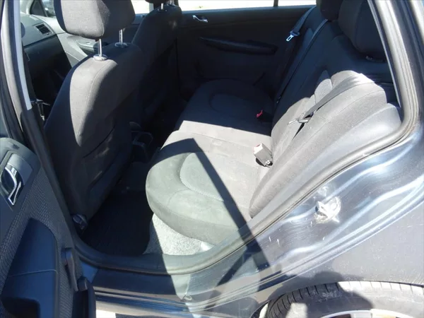 Škoda Fabia 1,4 - foto 10