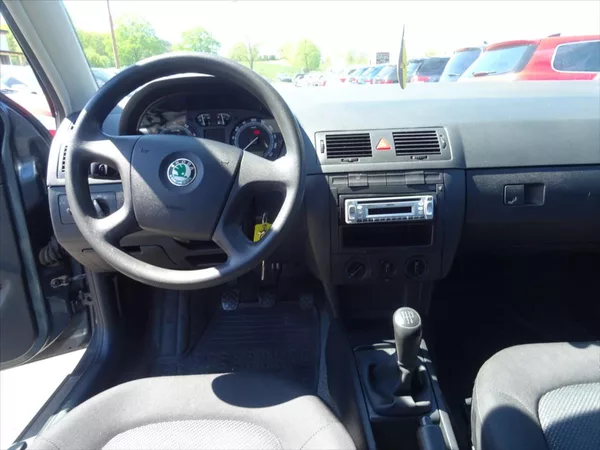 Škoda Fabia 1,4 - foto 11
