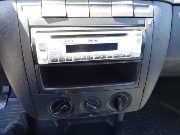 Škoda Fabia 1,4 - foto 19