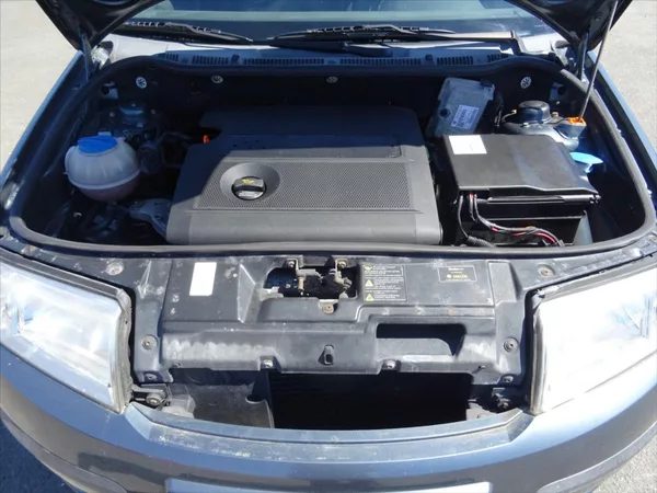 Škoda Fabia 1,4 - foto 22