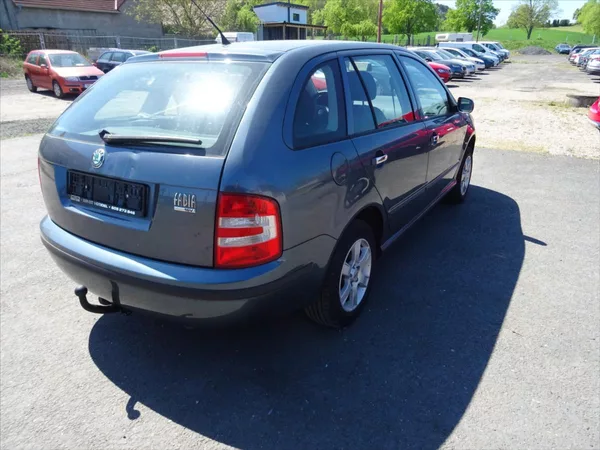 Škoda Fabia 1,4 - foto 4