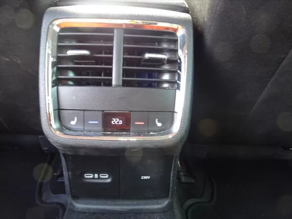 Škoda Octavia 1,0 TSI 81 kW Business - foto 16
