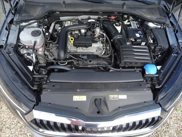 Škoda Octavia 1,0 TSI 81 kW Business - foto 28
