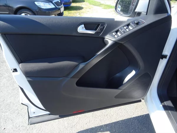 Volkswagen Tiguan 1,4 Koupen v ČR 1.Majitel - foto 14