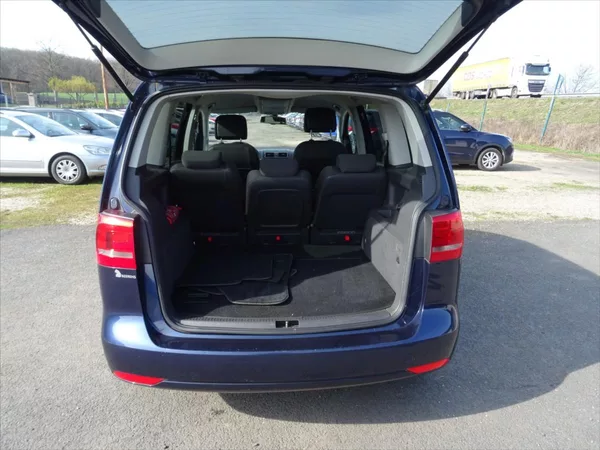 Volkswagen Touran 1,2 TSi 77 kW - foto 17