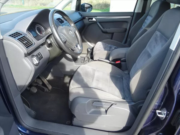 Volkswagen Touran 1,2 TSi 77 kW - foto 9
