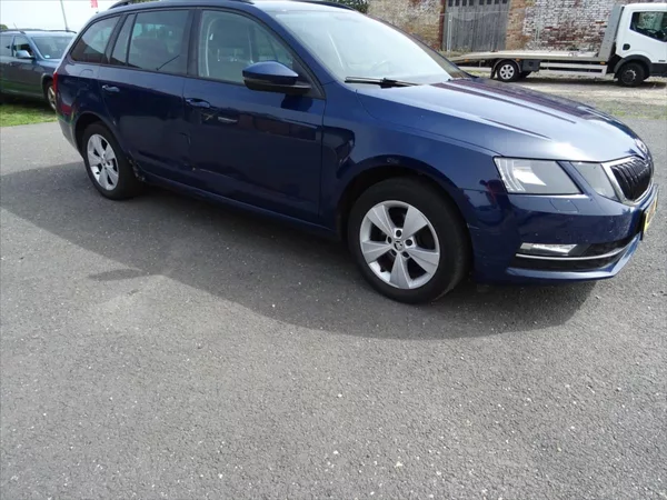Škoda Octavia 1,5 TSi 110 kW - foto 12