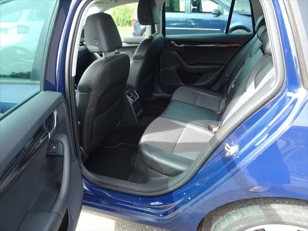 Škoda Octavia 1,5 TSi 110 kW - foto 13