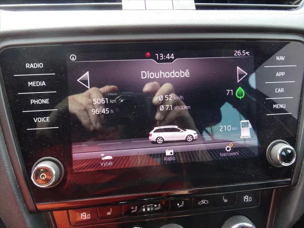 Škoda Octavia 1,5 TSi 110 kW - foto 19
