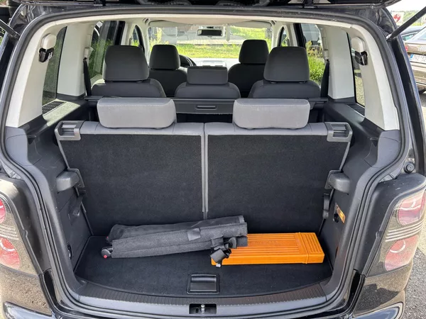 Volkswagen Touran 1.4 TSI Cross - foto 10