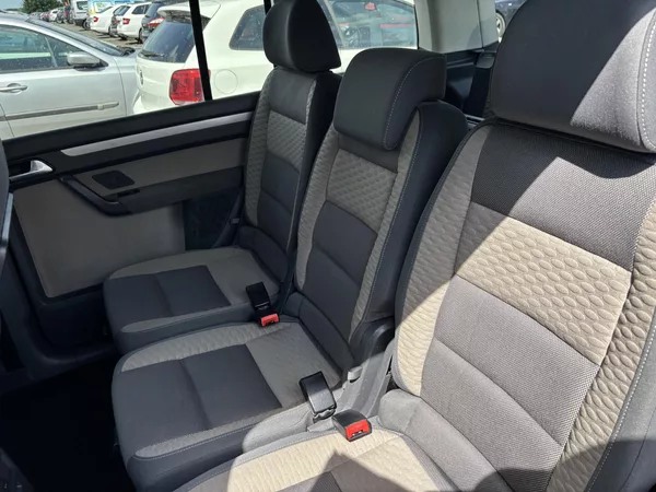 Volkswagen Touran 1.4 TSI Cross - foto 12