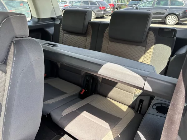 Volkswagen Touran 1.4 TSI Cross - foto 13