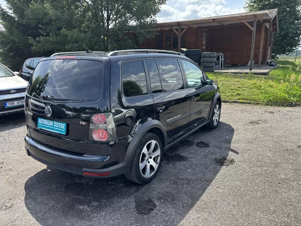 Volkswagen Touran 1.4 TSI Cross - foto 6