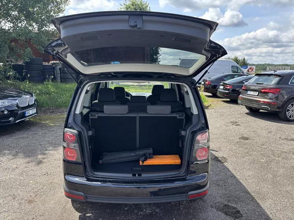 Volkswagen Touran 1.4 TSI Cross - foto 9