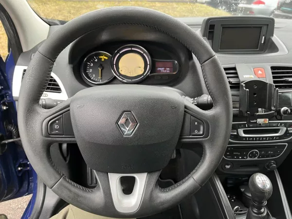 Renault Mégane 1.9DCI - foto 18